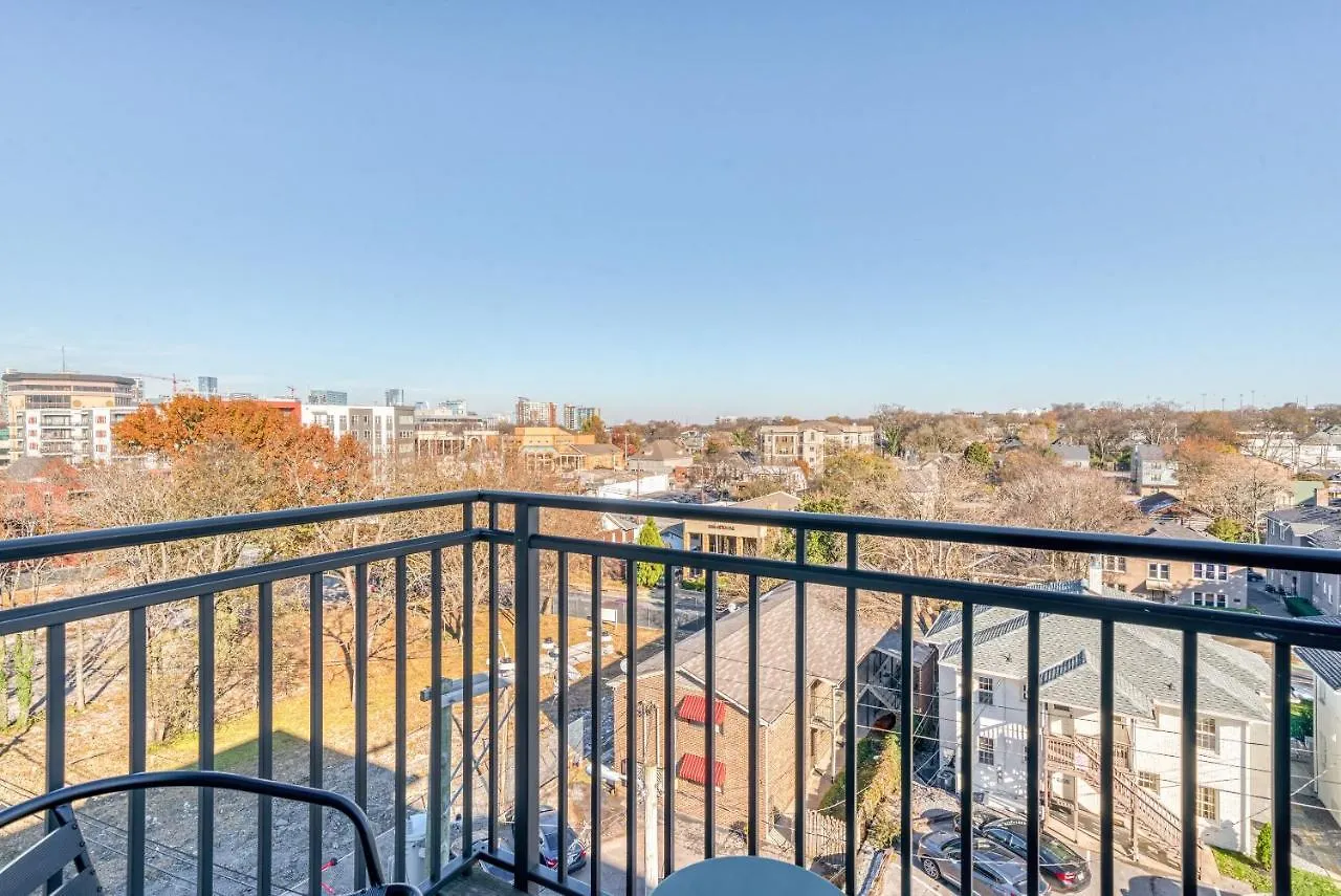 Cozysuites Music Row Spacious 2Br W Free Parking01 Nashville Apartman