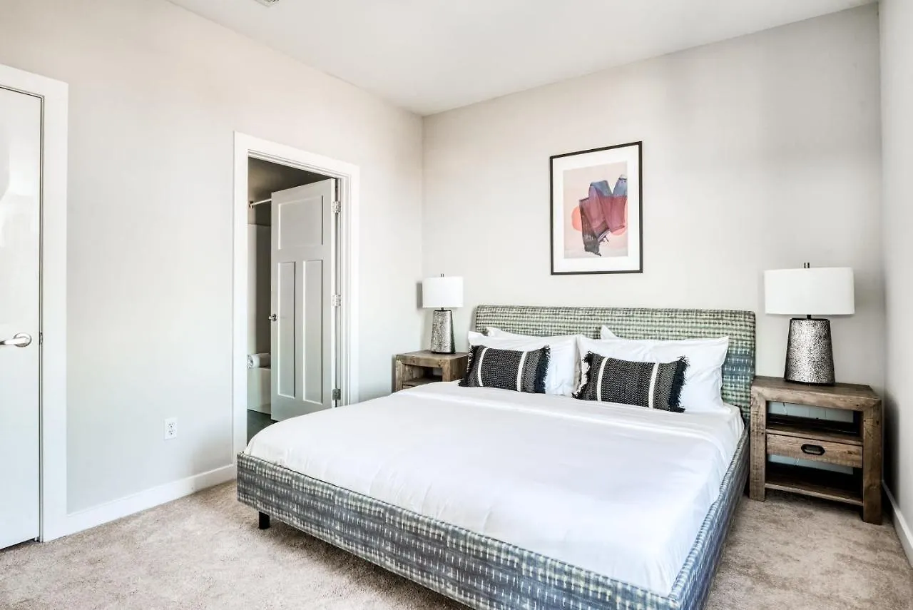 Apartman Cozysuites Music Row Spacious 2Br W Free Parking01 Nashville