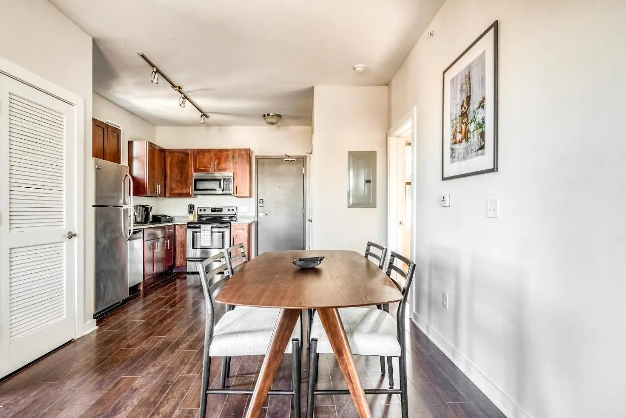 Cozysuites Music Row Spacious 2Br W Free Parking01 Nashville 0*,  Amerikai Egyesült Államok